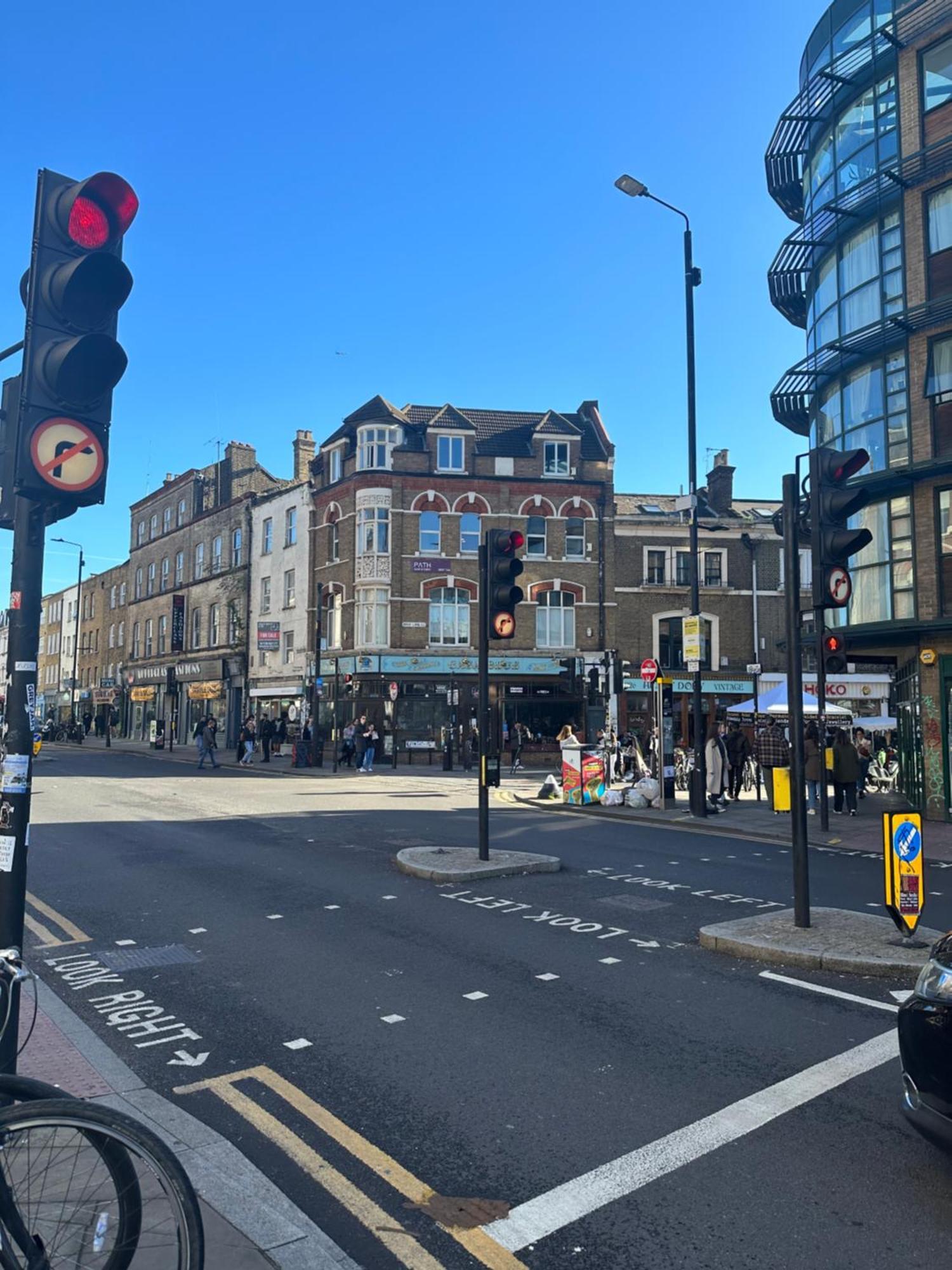 Liverpool Street Blue Bedroom 런던 외부 사진